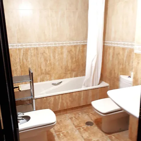 San Miguel Con Wifi Y Garaje Gratis * Οβιέδο